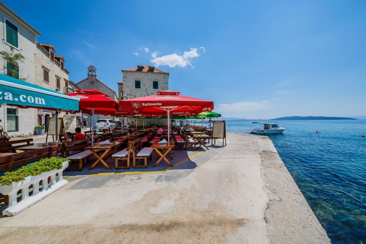 Seafront Apartments Karlo Kaštela エクステリア 写真