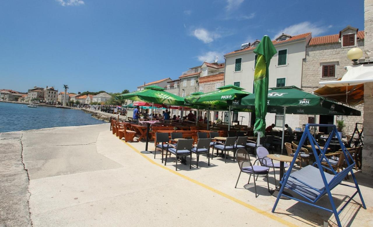 Seafront Apartments Karlo Kaštela エクステリア 写真