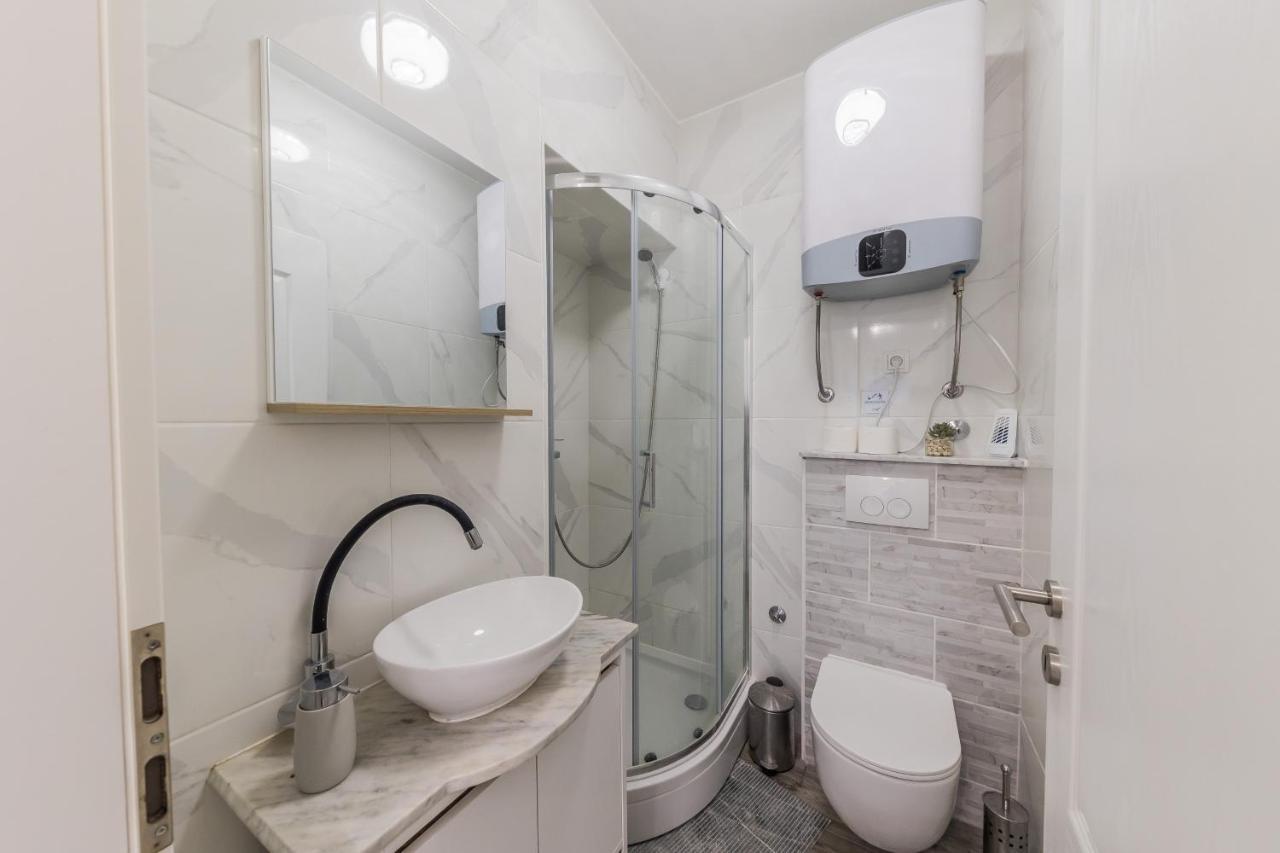 Seafront Apartments Karlo Kaštela エクステリア 写真