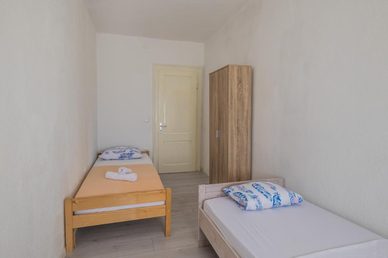 Seafront Apartments Karlo Kaštela エクステリア 写真