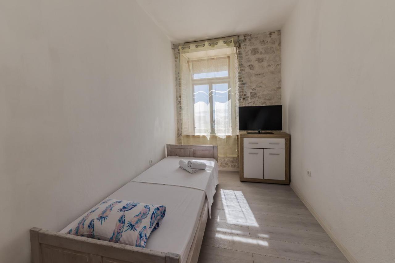 Seafront Apartments Karlo Kaštela エクステリア 写真