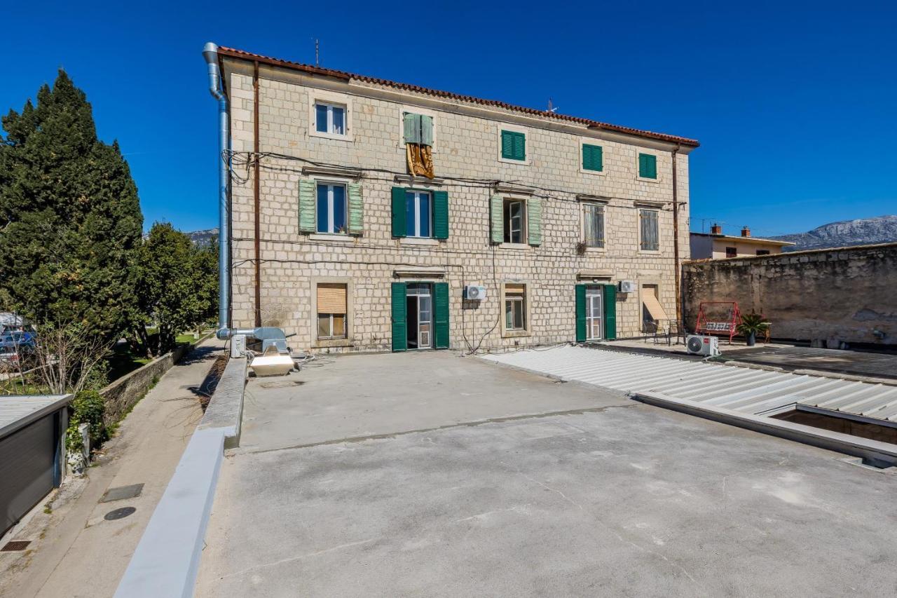 Seafront Apartments Karlo Kaštela エクステリア 写真
