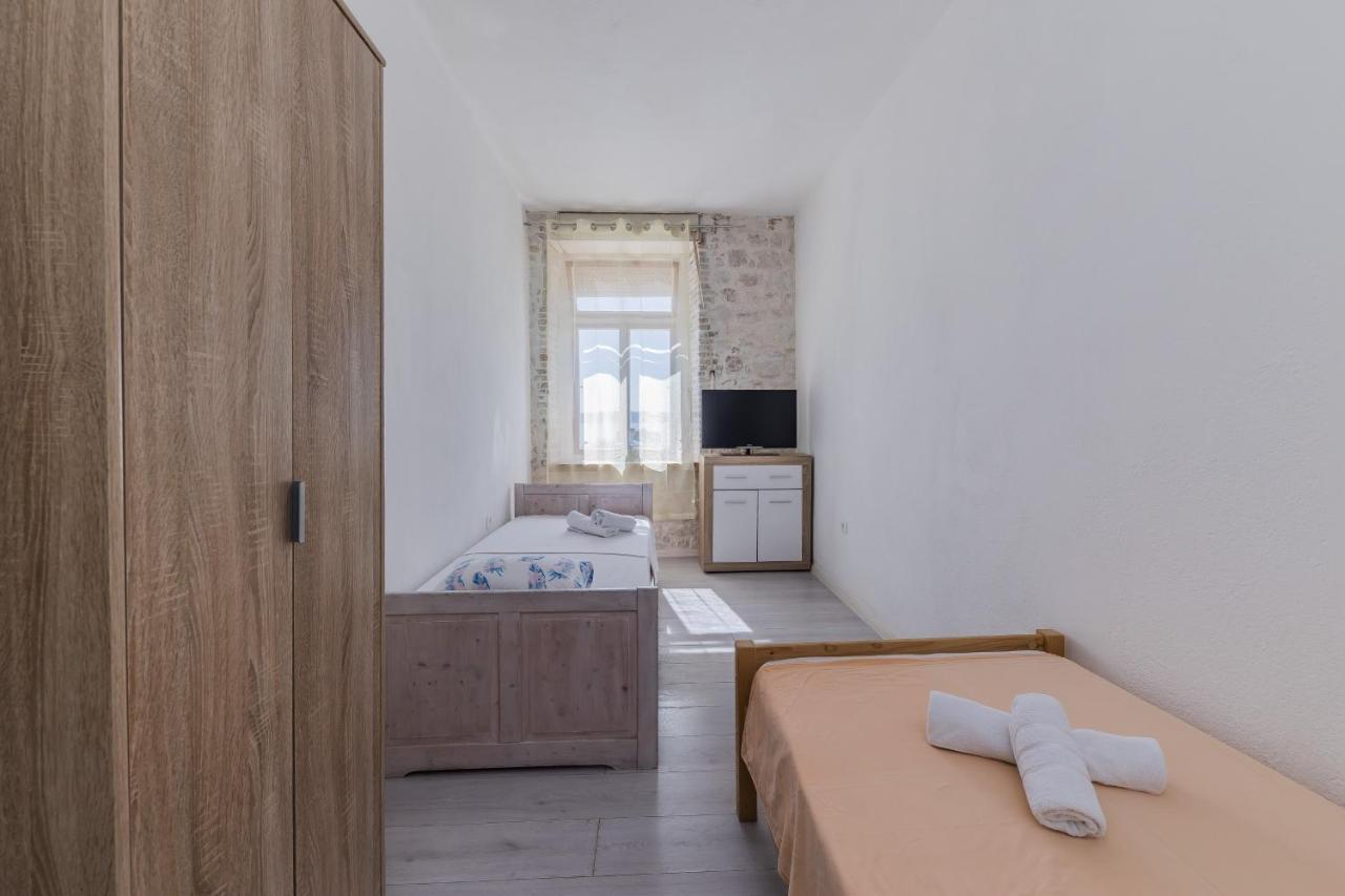 Seafront Apartments Karlo Kaštela エクステリア 写真