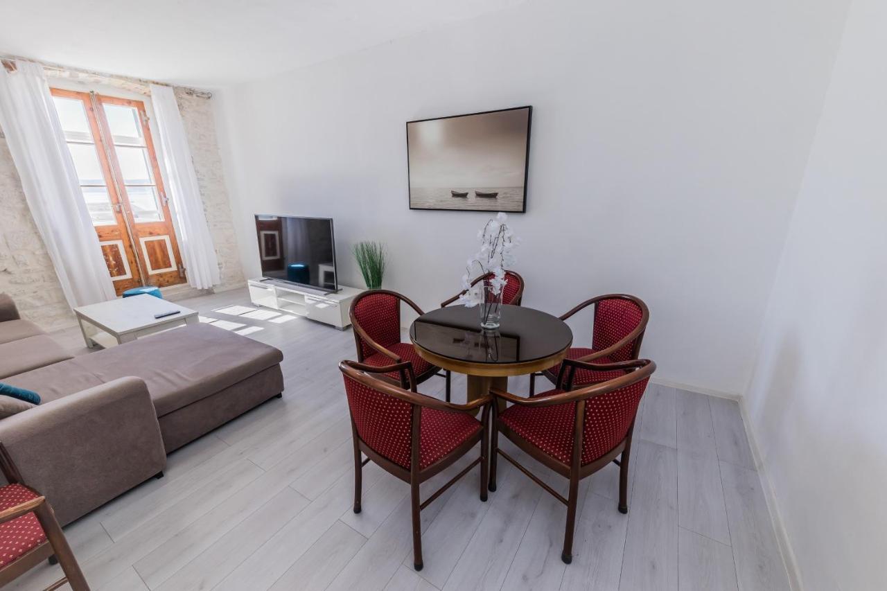 Seafront Apartments Karlo Kaštela エクステリア 写真