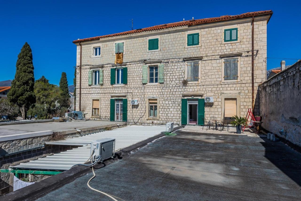 Seafront Apartments Karlo Kaštela エクステリア 写真