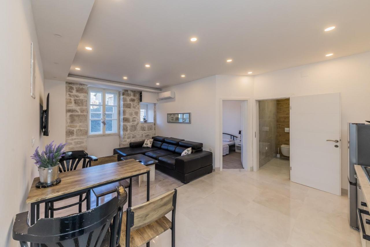 Seafront Apartments Karlo Kaštela エクステリア 写真